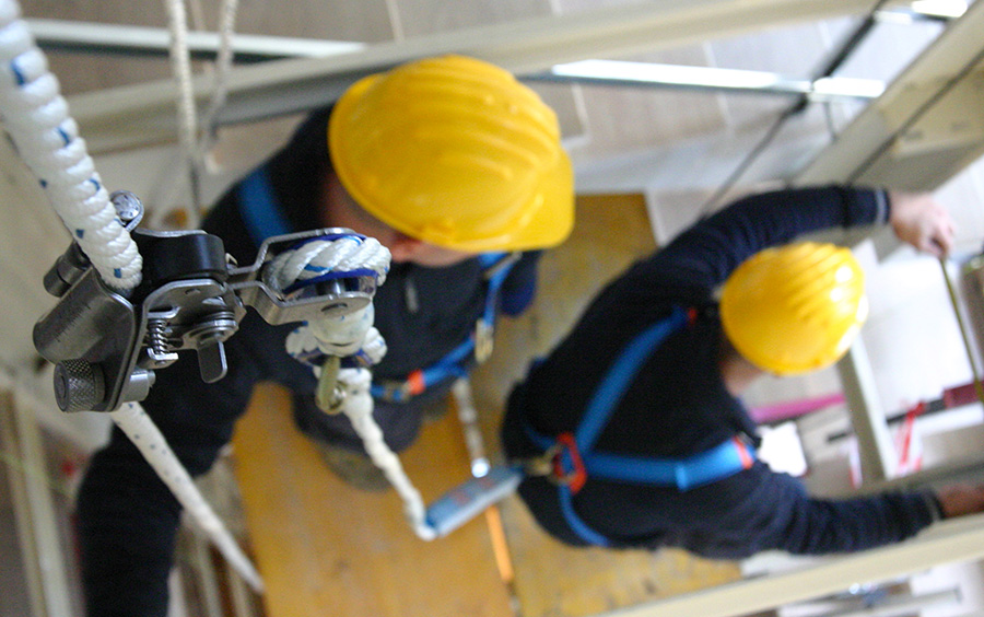 8 regole dpi anticaduta sicurezza