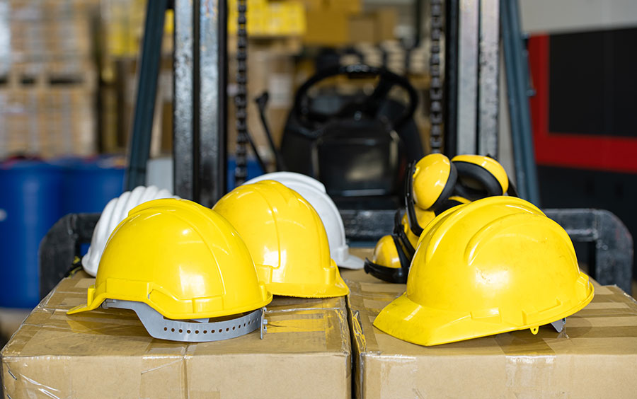 Lavoro e protezione della testa: scegli i prodotti giusti