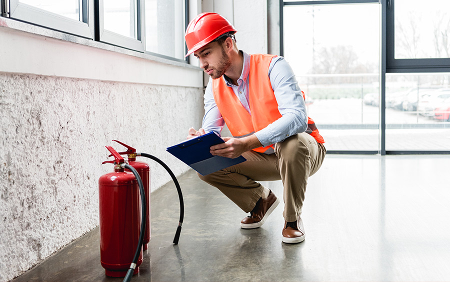 Manutenzioni antincendio: cosa dice il Testo Unico per la salute e la sicurezza sul lavoro